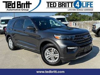 Used 2020 Ford Explorer XLT w/ Equipment Group 202A AWD/4WD video 1