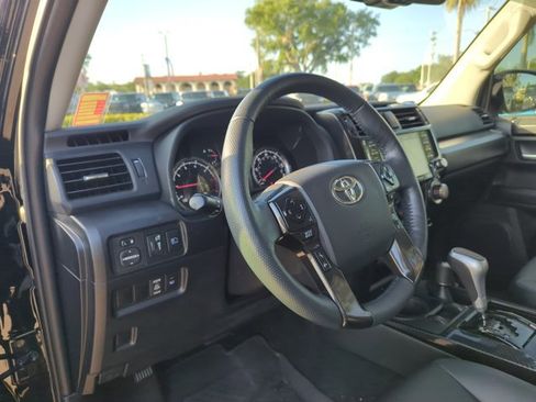 Used 2023 Toyota 4Runner TRD Off-Road Premium w/ Moonroof Package AWD/4WD image 11