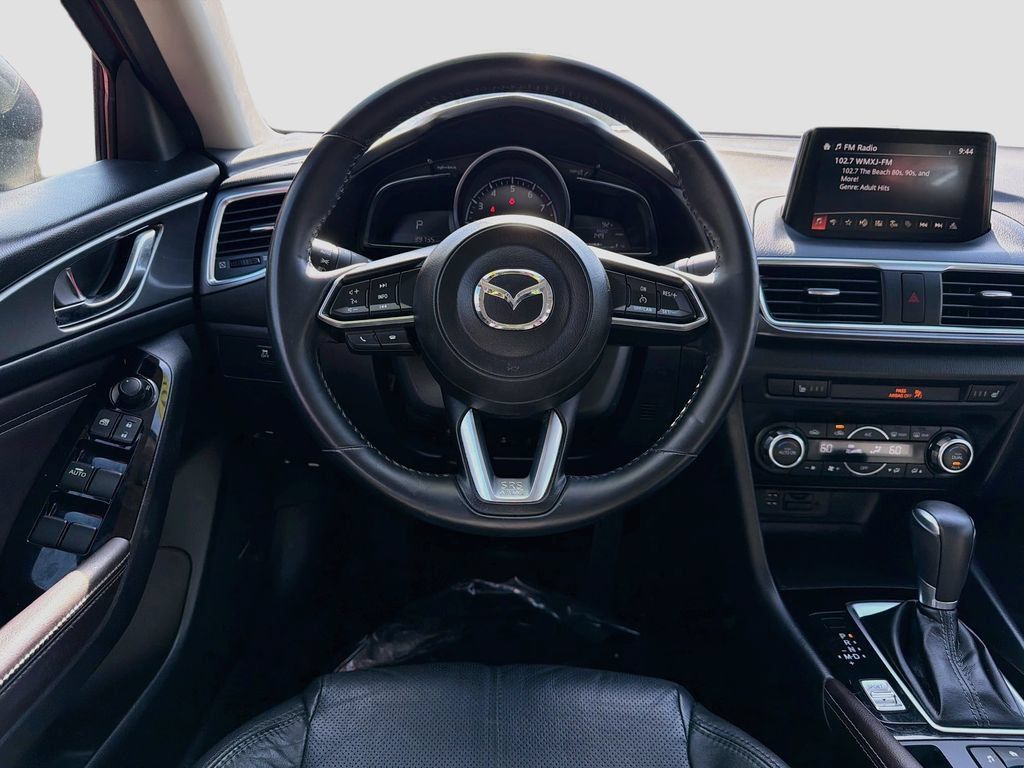 Used 2018 MAZDA MAZDA3 Grand Touring FWD image 20