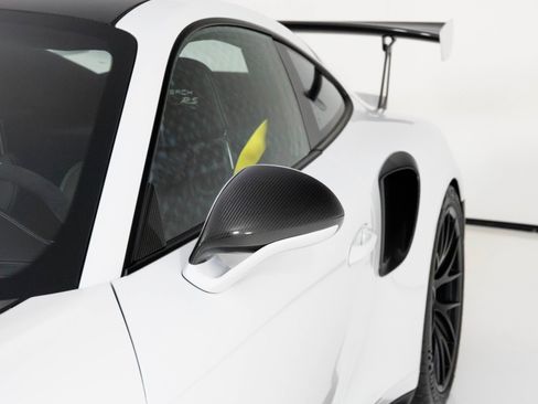 Used 2018 Porsche 911 GT2 RS image 61