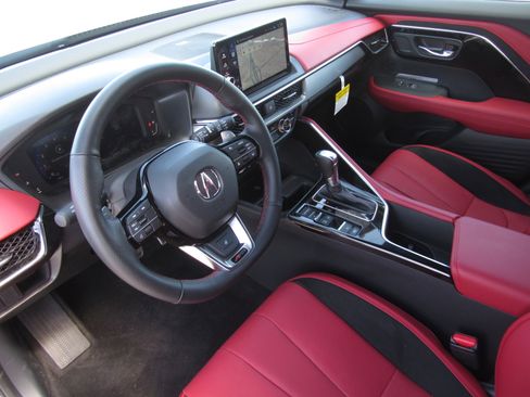 New 2026 Acura ADX A-Spec image 17