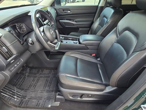 Used 2023 Nissan Pathfinder SL image 20