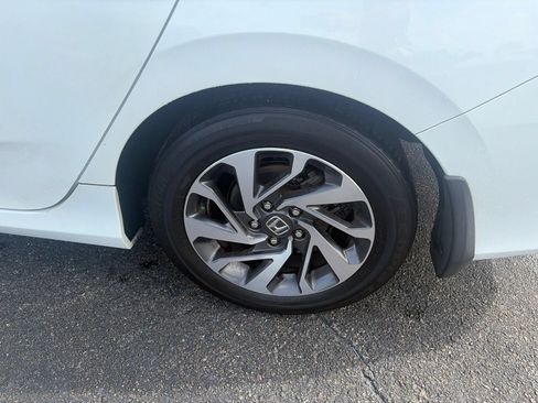 Used 2017 Honda Civic EX image 11