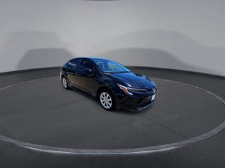 Used 2025 Toyota Corolla LE FWD video 2