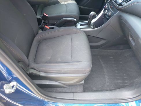 Used 2019 Chevrolet Trax LT AWD/4WD image 14