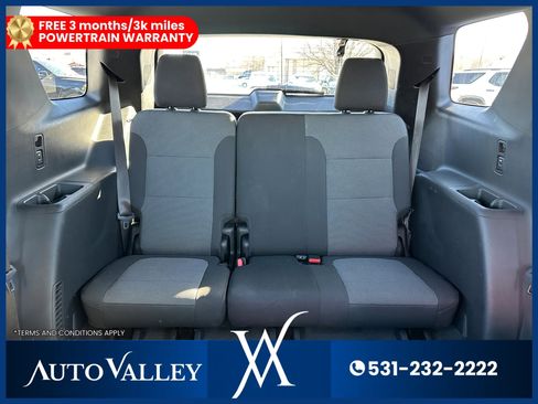 Used 2023 Chevrolet Traverse LT AWD/4WD image 37