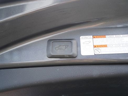 Used 2014 Toyota RAV4 Limited FWD image 26