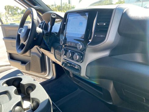 Used 2024 RAM 2500 Tradesman w/ Safety Group image 33