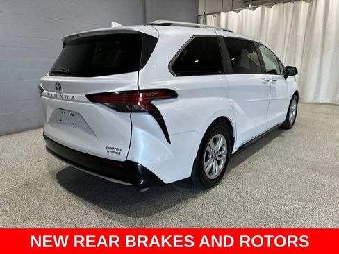 Certified 2023 Toyota Sienna Limited AWD/4WD image 4