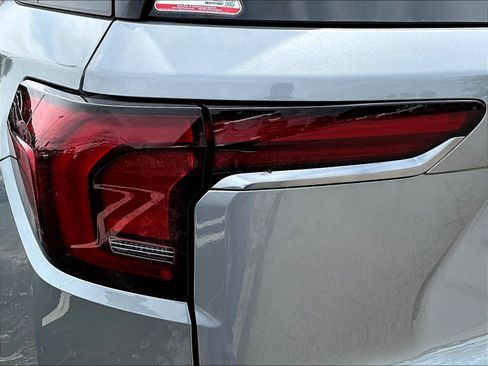 New 2026 GMC Terrain AT4 w/ Technology Package II AWD/4WD image 14