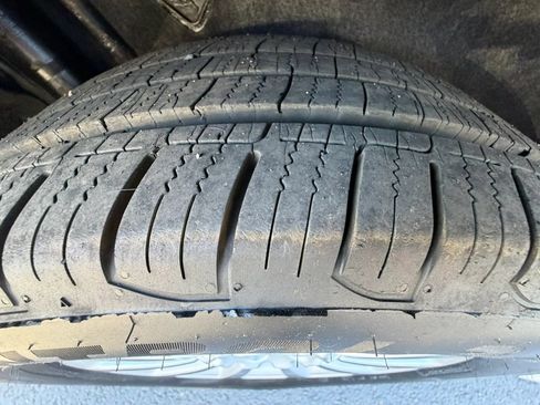 Used 2011 Toyota Sienna XLE AWD/4WD image 35