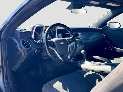 Used 2015 Chevrolet Camaro LT RWD image 9