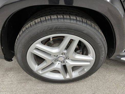 Used 2014 Mercedes-Benz GL 550 4MATIC image 20