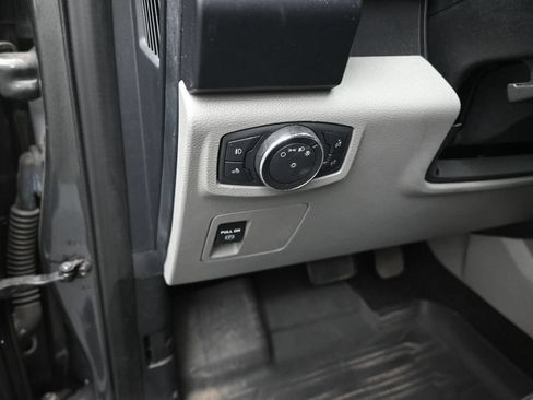 Used 2019 Ford F150 XL w/ Equipment Group 101A Mid RWD image 13