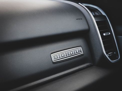 Used 2021 RAM 1500 Big Horn image 16