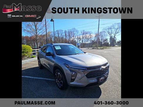 Used 2024 Chevrolet Trax RS FWD image 8