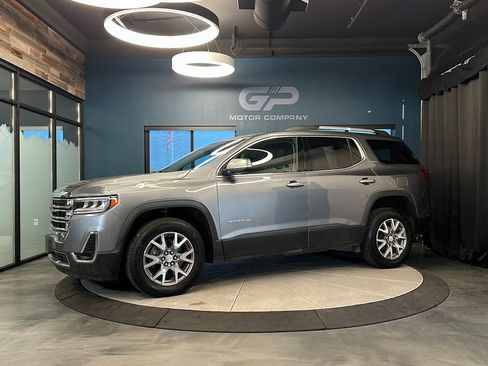 Used 2020 GMC Acadia SLT w/ Premium Package image 7