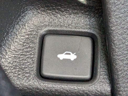 Used 2020 Honda Civic LX image 36