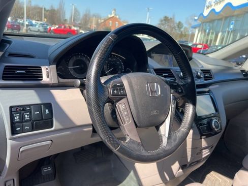 Used 2015 Honda Odyssey Touring Elite image 15