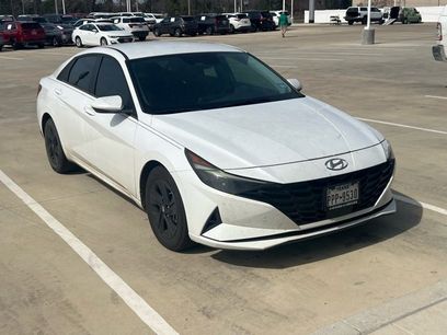 Used 2021 Hyundai Elantra SEL w/ Convenience Package