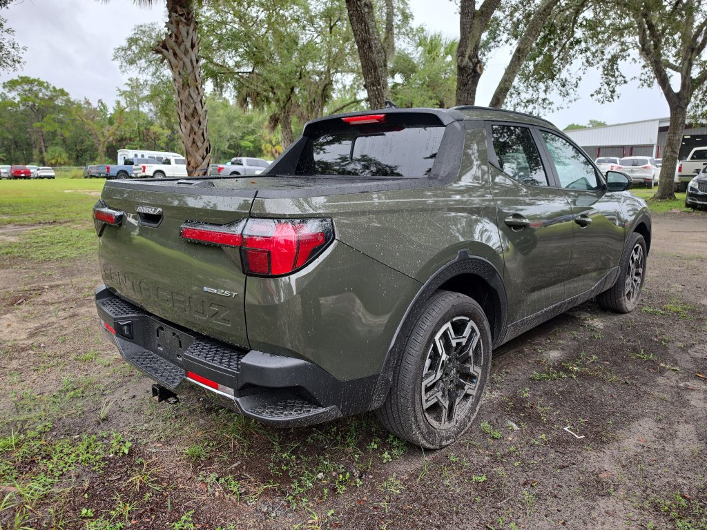 Certified 2025 Hyundai Santa Cruz Limited AWD/4WD image 3