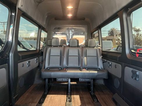 Used 2019 Mercedes-Benz Sprinter 2500 w/ Driver Convenience Package image 19