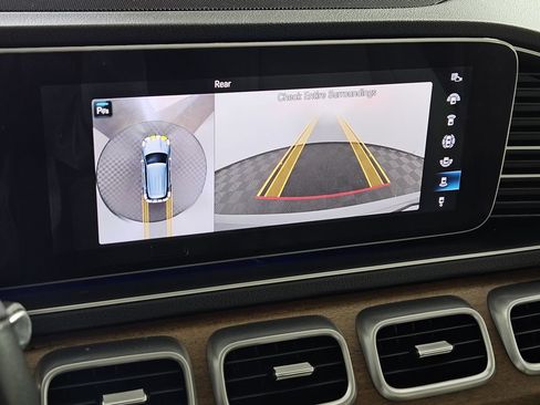Used 2021 Mercedes-Benz GLE 350 w/ AMG Line Exterior image 15