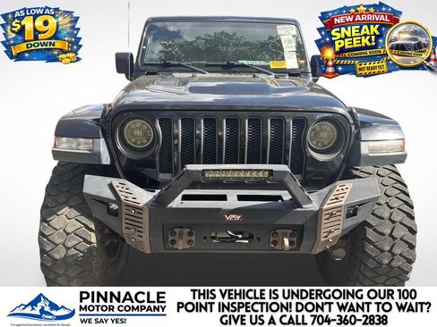 Used 2018 Jeep Wrangler Unlimited Rubicon AWD/4WD image 3