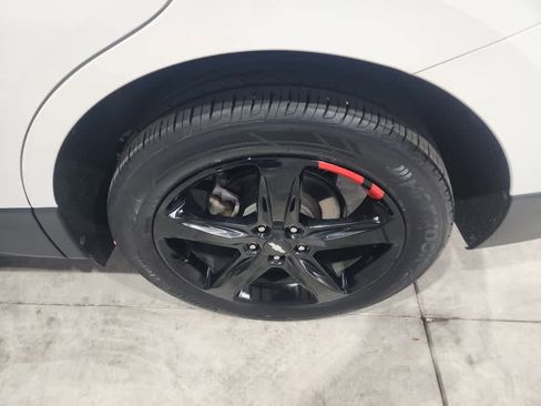 Used 2019 Chevrolet Equinox Premier w/ Premier Redline Edition image 12