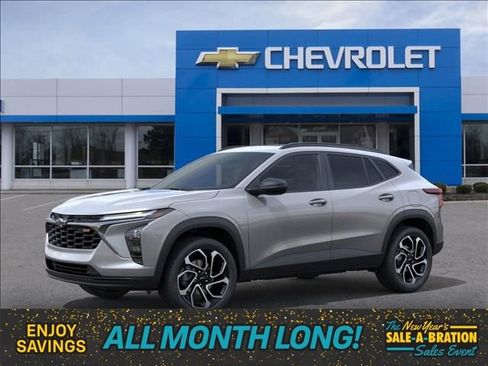 New 2026 Chevrolet Trax RS w/ Sunroof Package image 2