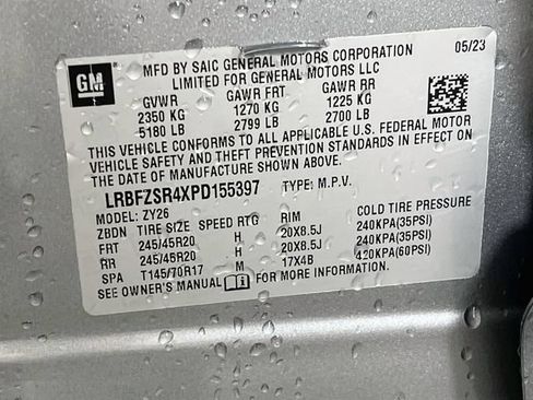 Used 2023 Buick Envision Avenir AWD/4WD image 12