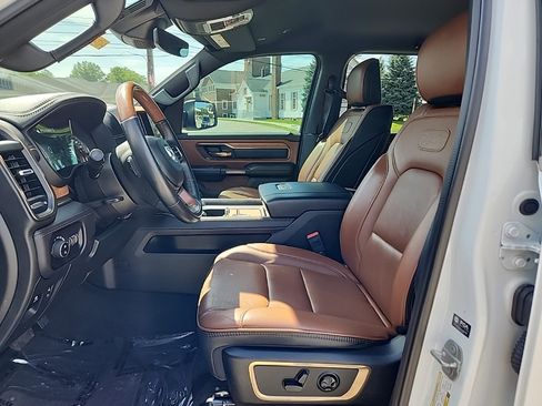 Certified 2022 RAM 1500 Limited image 12