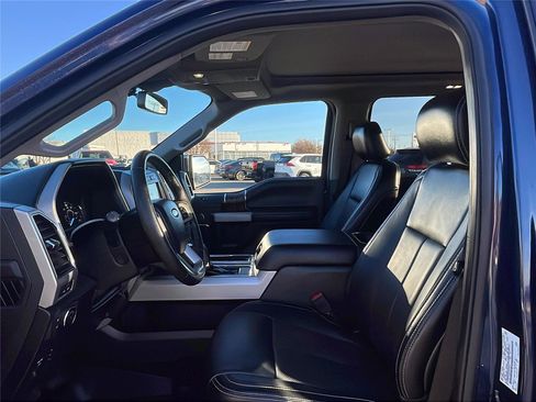 Used 2019 Ford F150 Lariat w/ Equipment Group 502A Luxury image 21