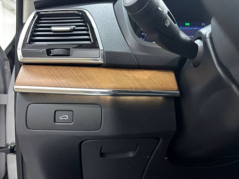 Certified 2023 Volvo XC90 B6 Plus w/ Protection Package Premier AWD/4WD image 29
