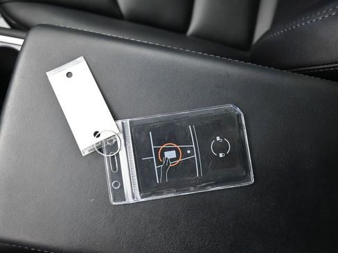 Used 2023 Tesla Model 3 Standard Range image 24