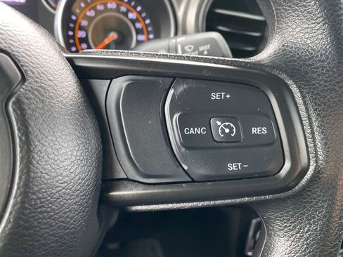 Used 2023 Jeep Wrangler Sport image 39