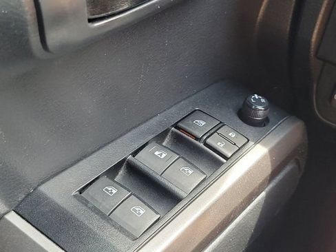 Used 2022 Toyota Tacoma SR5 w/ Technology Package RWD image 29