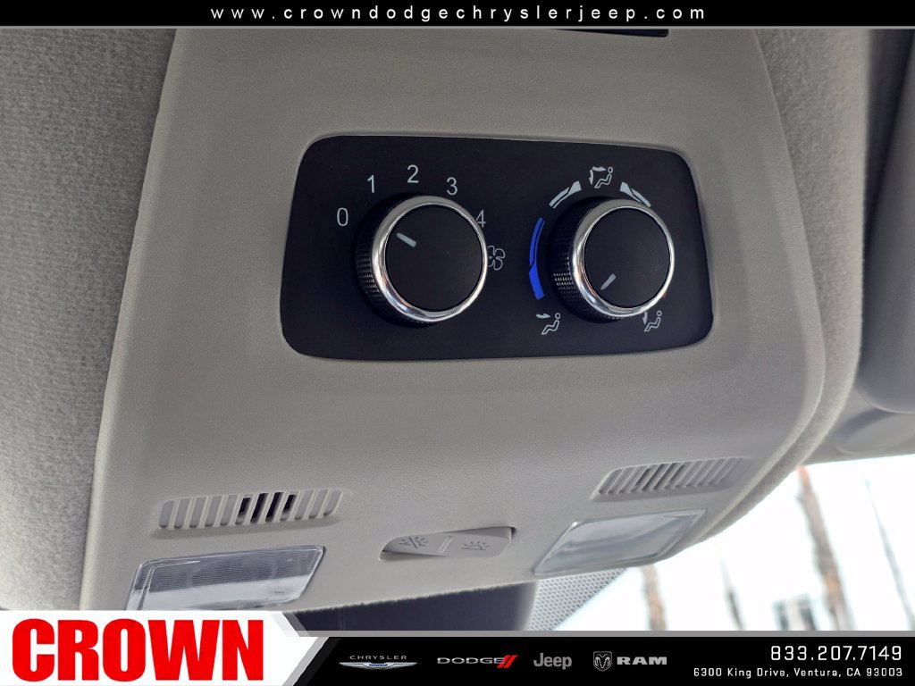 Used 2025 Ford Transit 350 XLT RWD image 25