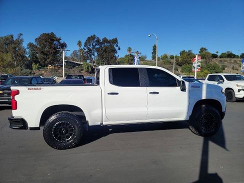 Used 2020 Chevrolet Silverado 1500 LT Trail Boss image 9