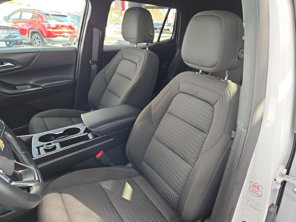 Used 2026 Chevrolet Equinox LT FWD image 13
