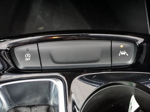 Used 2025 Chevrolet Trax LT image 23