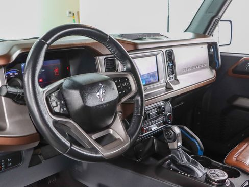 Used 2022 Ford Bronco Outer Banks AWD/4WD image 23