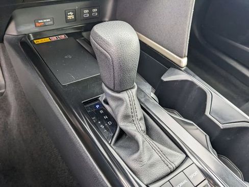 Used 2025 Toyota Camry LE FWD image 29