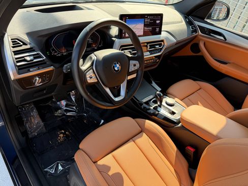 Used 2024 BMW X3 xDrive30i w/ Premium Package w/ZPA AWD/4WD image 4