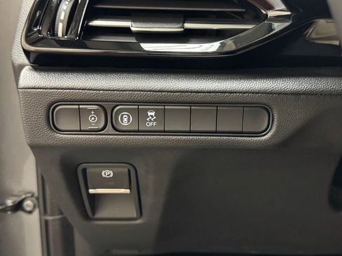 Certified 2025 Acura MDX SH-AWD image 17