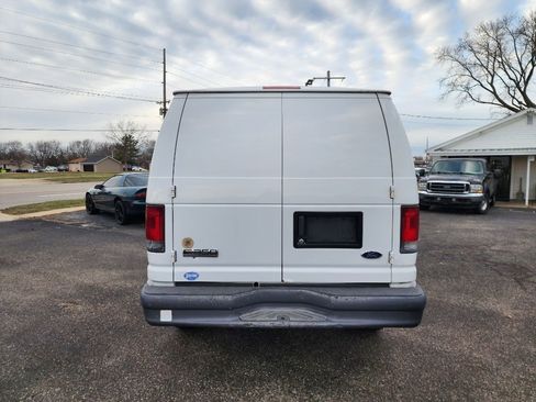 Used 2006 Ford E-350 and Econoline 350 Super Duty image 6