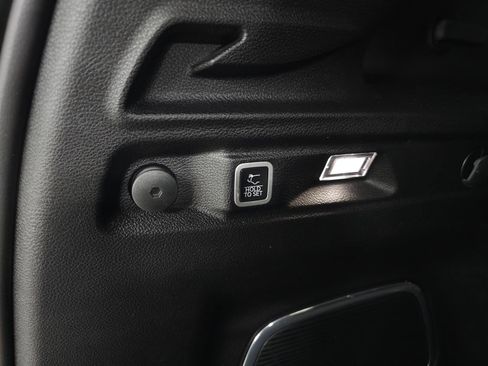Used 2021 Jeep Grand Cherokee L Limited w/ Luxury Tech Group II AWD/4WD image 9