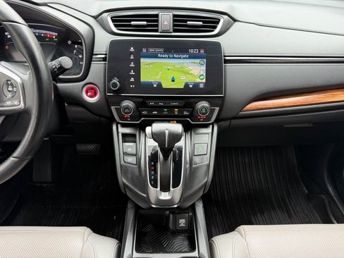 Used 2018 Honda CR-V Touring image 21