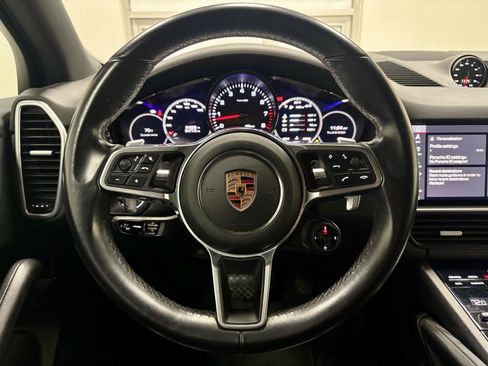 Used 2019 Porsche Cayenne AWD/4WD image 22