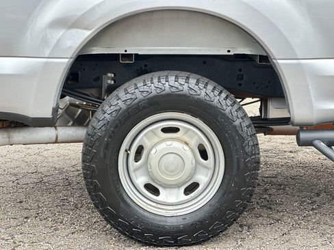 Used 2022 Ford F250 XL w/ Power Equipment Group AWD/4WD image 29